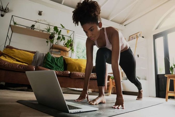 8 Benefits of Using Online Fitness Programs